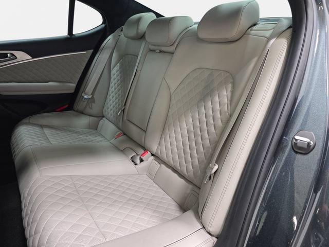 Used 2023 Genesis G70 3.3T w/ Sport Prestige Package AWD/4WD image 13