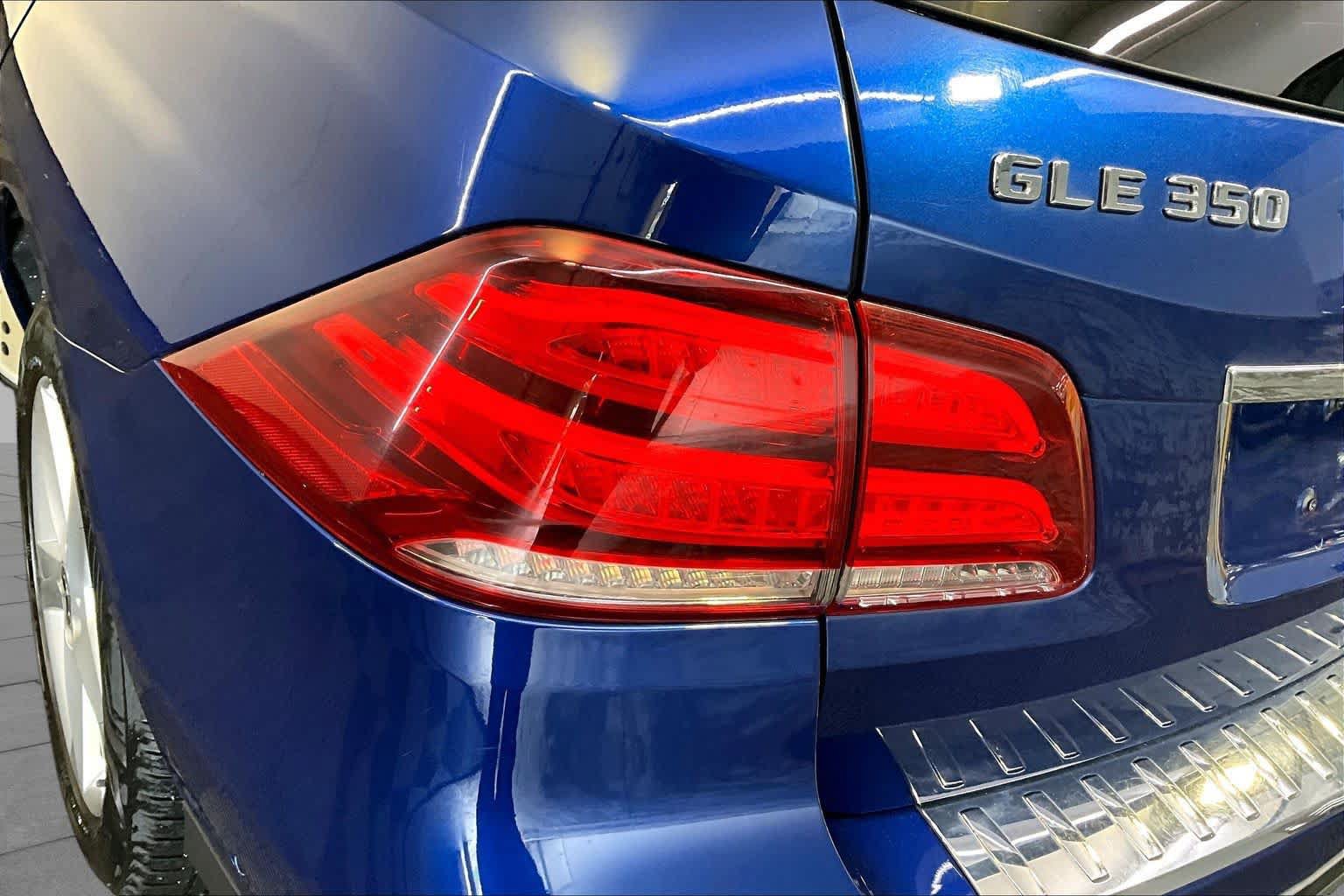 Used 2018 Mercedes-Benz GLE 350 4MATIC image 28
