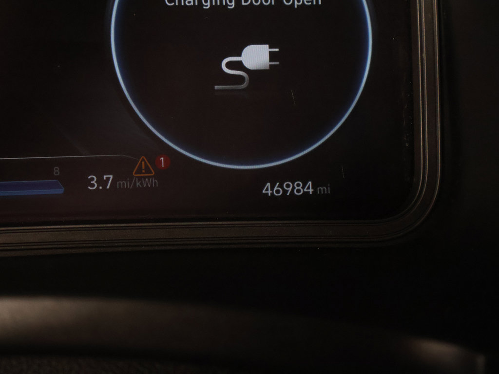 Used 2022 Hyundai Kona Limited w/ Cargo Package FWD image 39