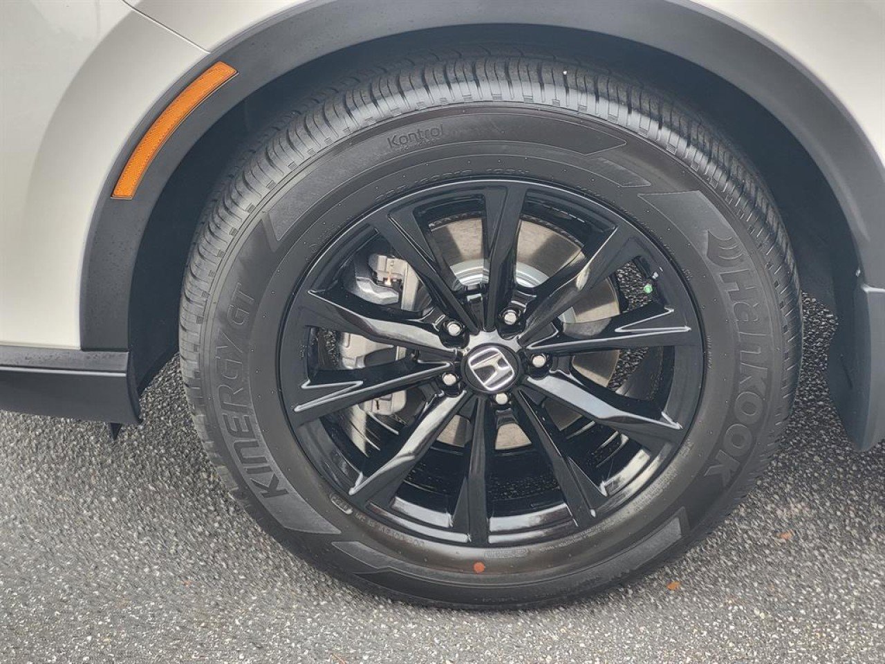 Certified 2025 Honda CR-V Sport-L image 9