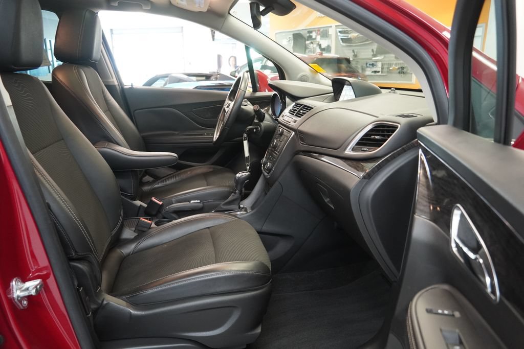 Used 2014 Buick Encore Convenience FWD image 33