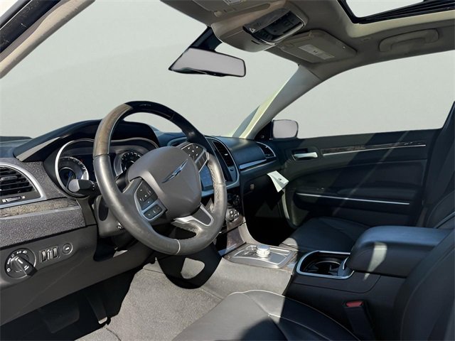 Used 2019 Chrysler 300 Limited image 15