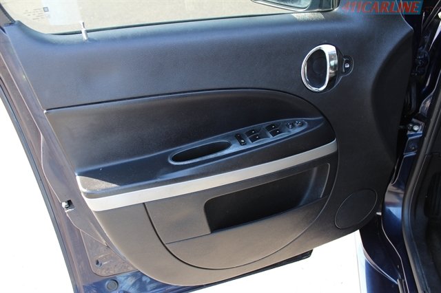 Used 2010 Chevrolet HHR SS FWD image 8