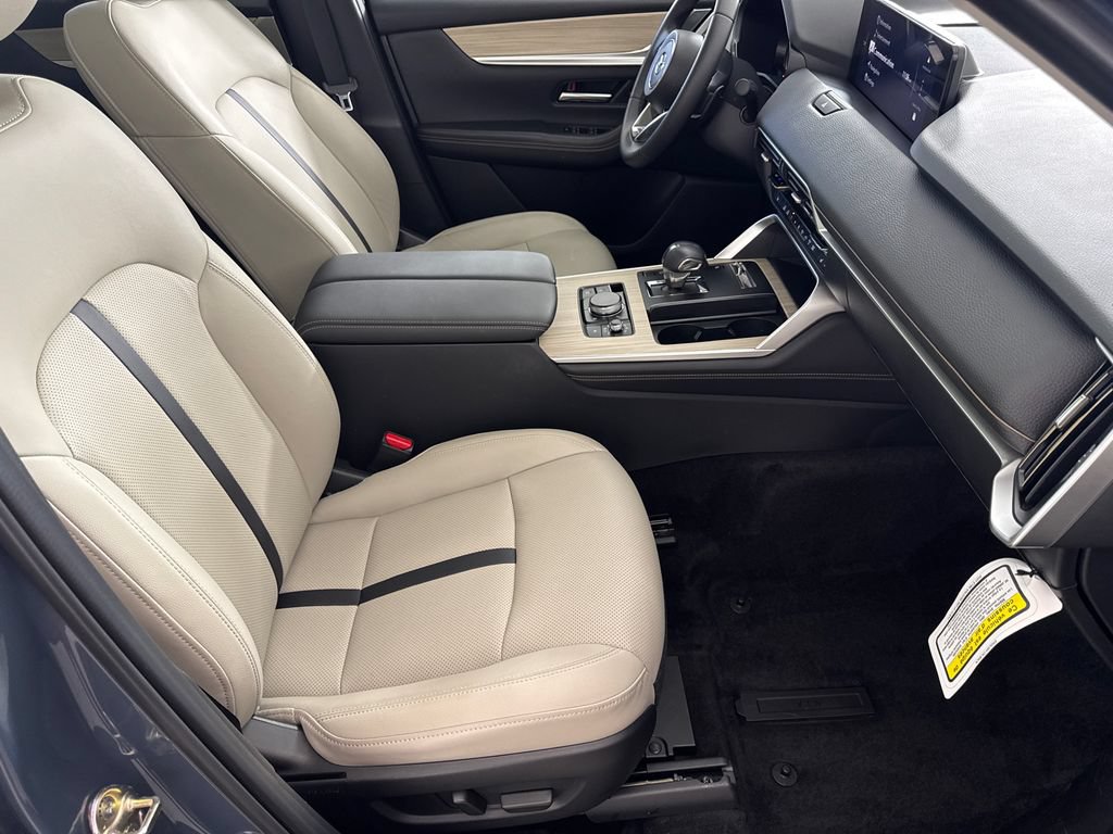 Used 2025 MAZDA CX-70 Plug-In Hybrid w/ Premium Pkg AWD/4WD image 14