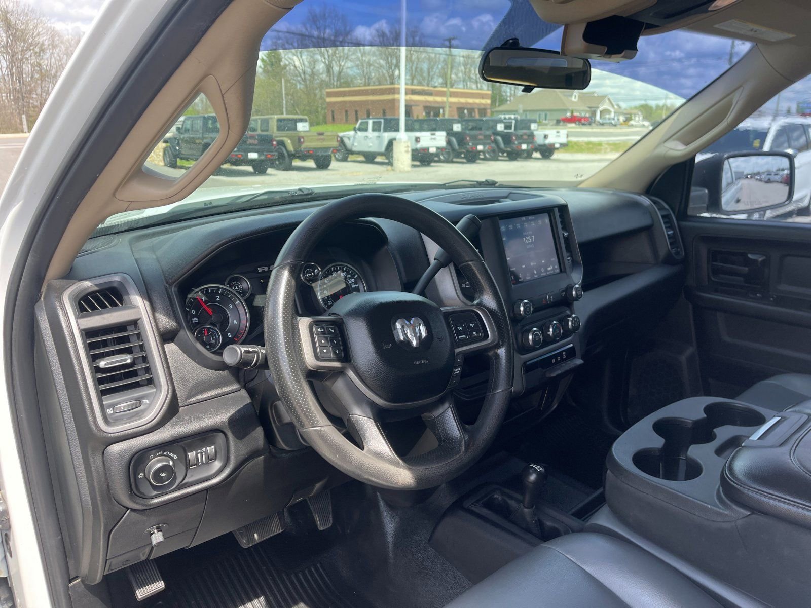 Used 2020 RAM 2500 Tradesman w/ Chrome Appearance Group image 11