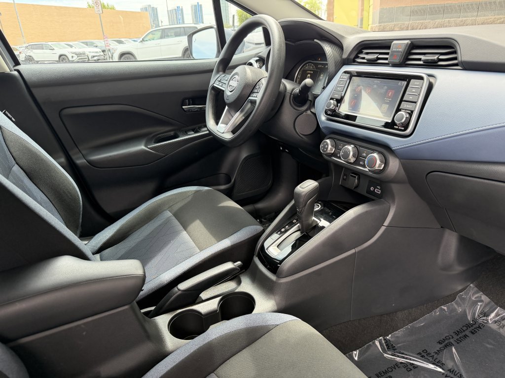 Used 2025 Nissan Versa SV w/ Trunk Package image 39