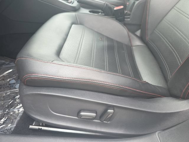 Used 2017 Volkswagen Jetta GLI FWD image 29