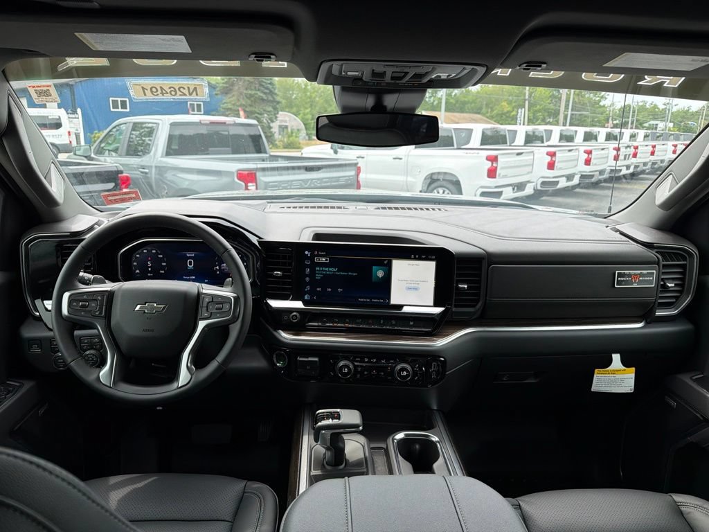 New 2026 Chevrolet Silverado 1500 RST AWD/4WD image 10