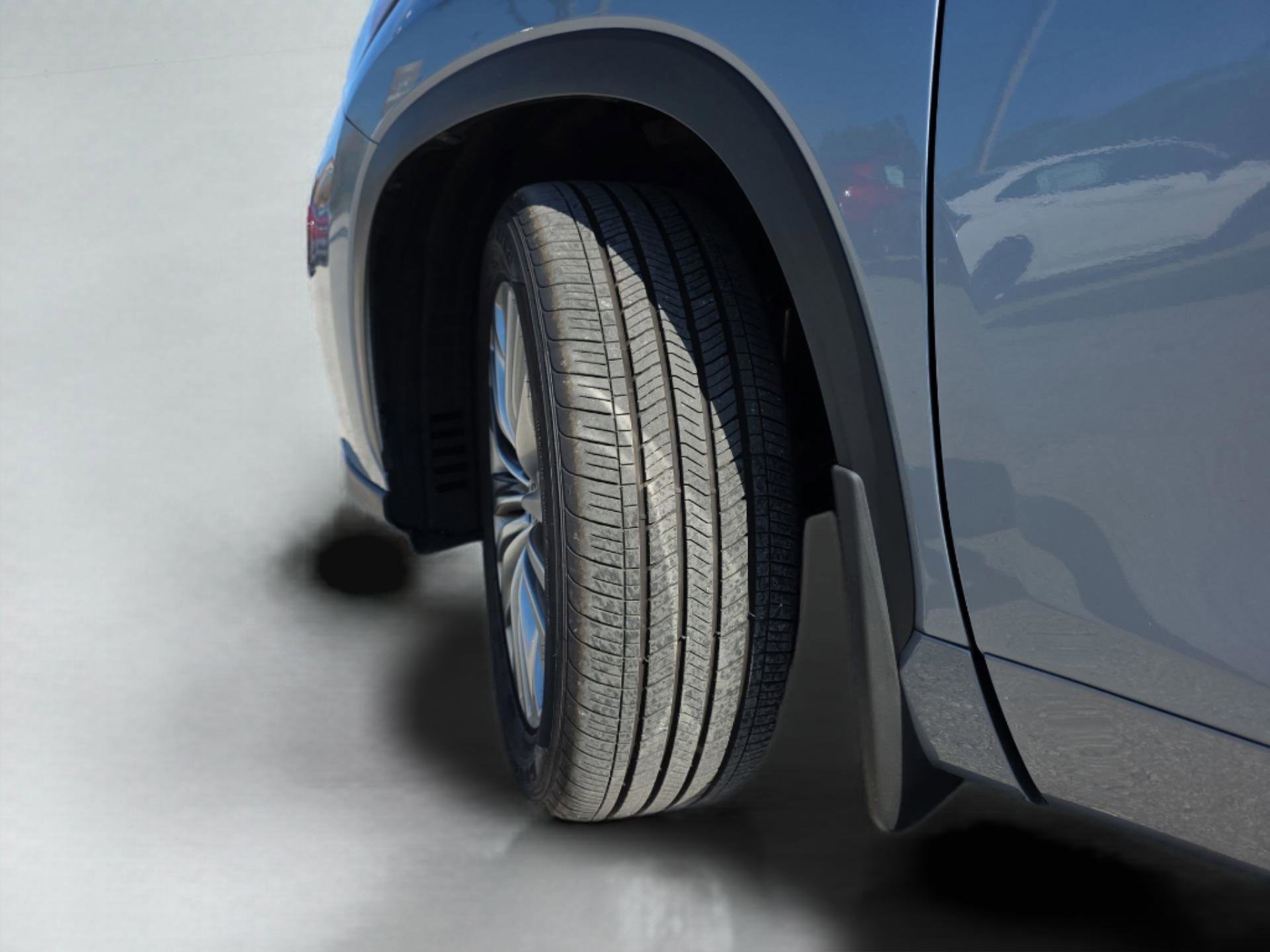 Used 2023 Toyota Highlander Platinum image 37