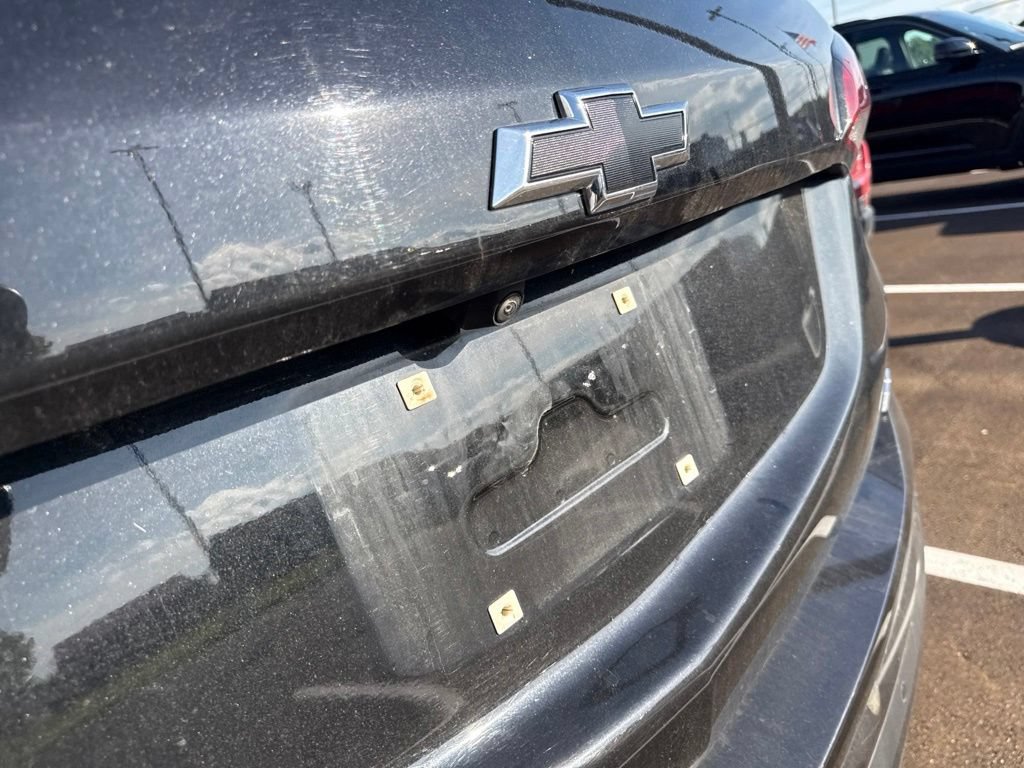 Used 2022 Chevrolet Equinox RS w/ Infotainment Package FWD image 24
