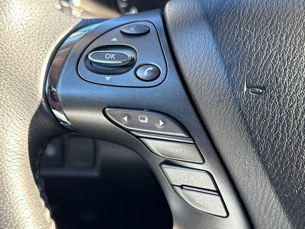 Used 2023 Nissan Murano SV w/ SV Midnight Edition Package image 32