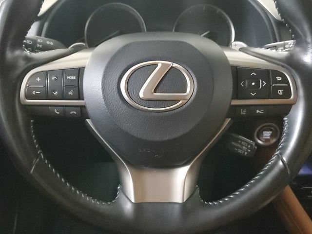 Used 2021 Lexus RX 350L Premium w/ Premium Package AWD/4WD image 22