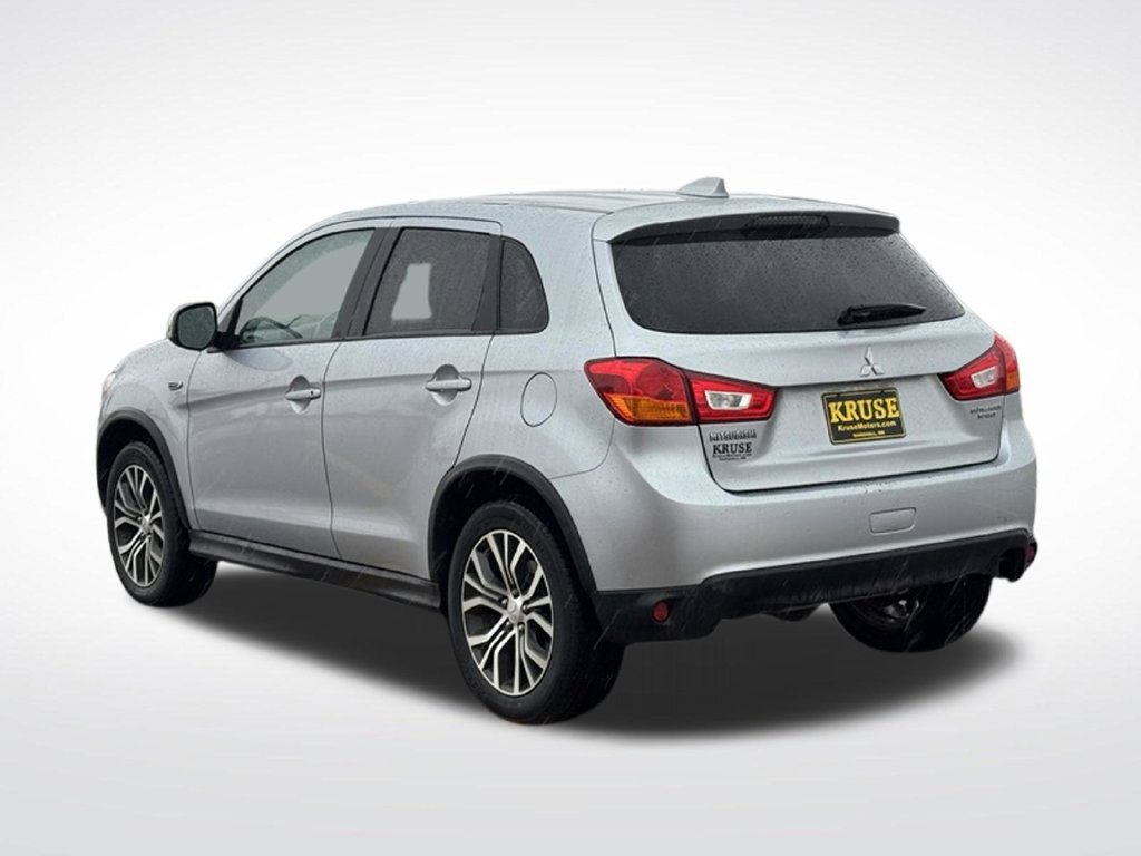 Used 2017 Mitsubishi Outlander Sport ES FWD image 31