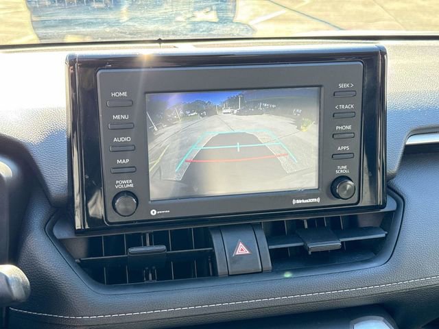 Used 2022 Toyota RAV4 LE image 31