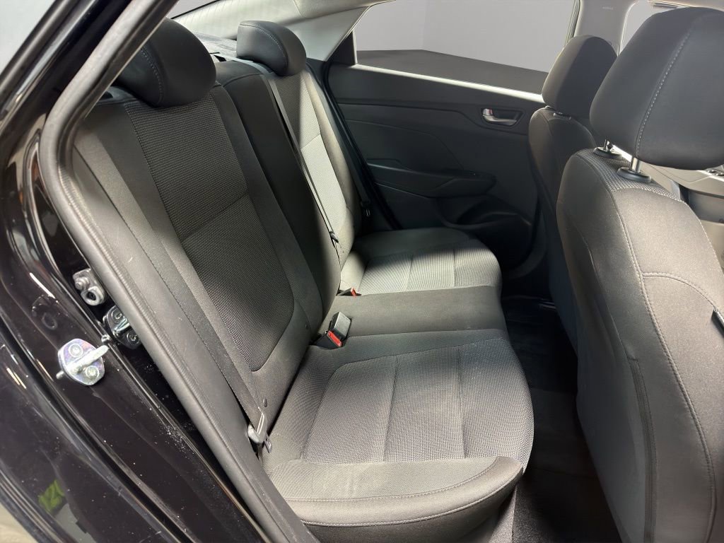 Used 2020 Hyundai Accent SE image 19
