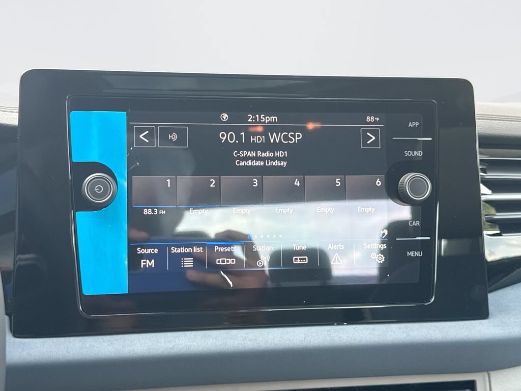 New 2026 Volkswagen Jetta SE FWD image 12