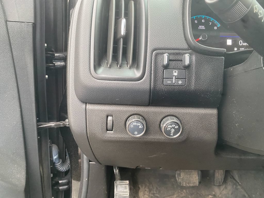 Used 2022 Chevrolet Colorado ZR2 AWD/4WD image 14