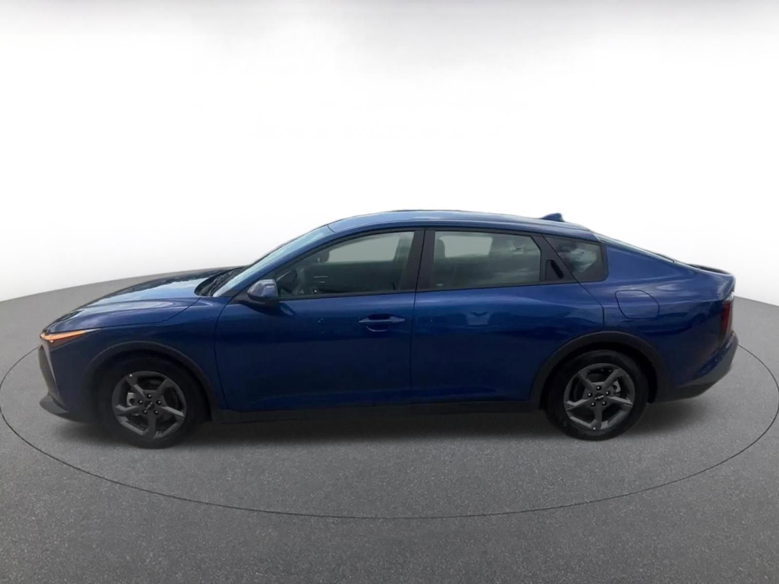 Used 2025 Kia K4 FWD image 8