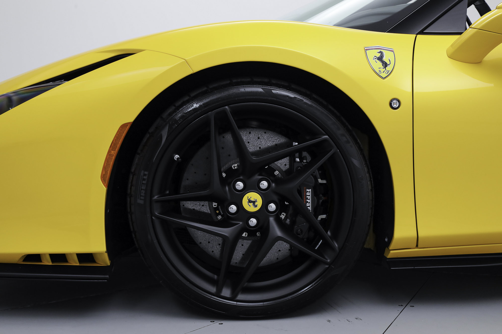 Certified 2022 Ferrari F8 Tributo RWD image 41