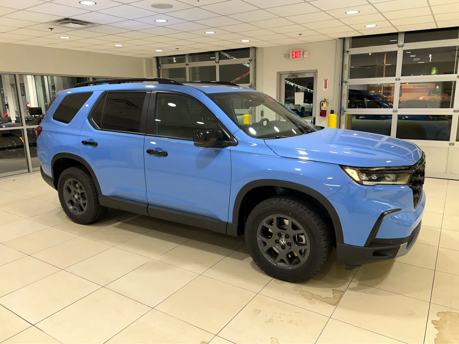 New 2025 Honda Pilot TrailSport