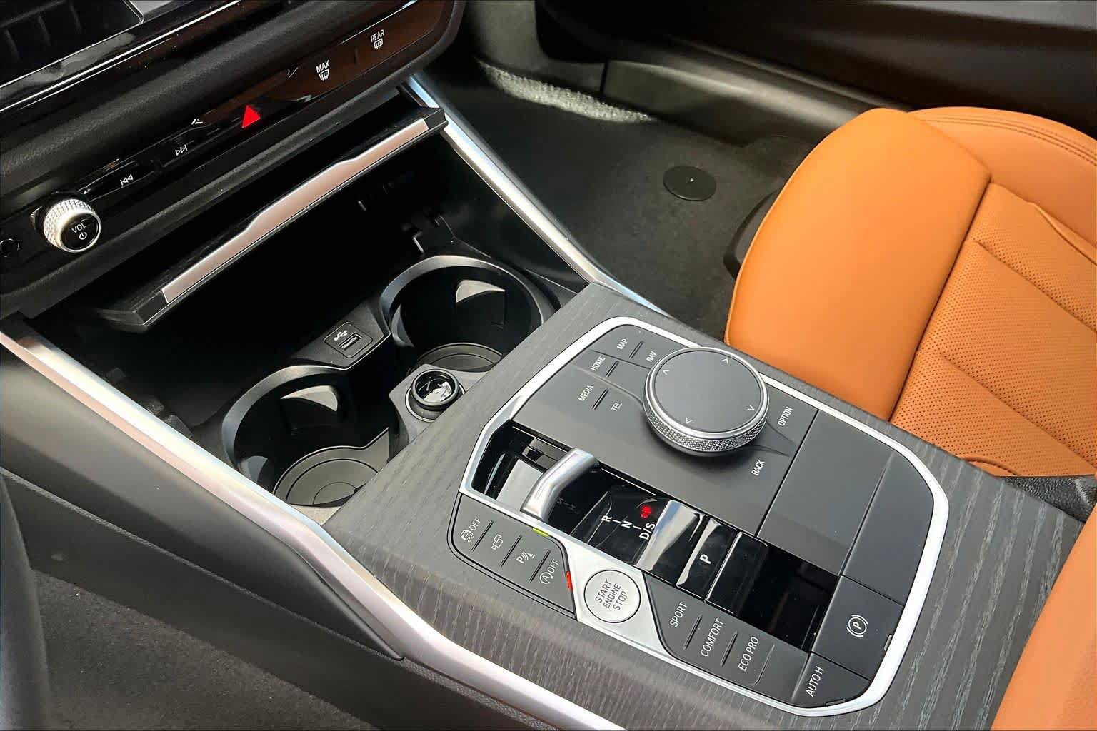 Used 2026 BMW 230i Coupe w/ Premium Package RWD image 16