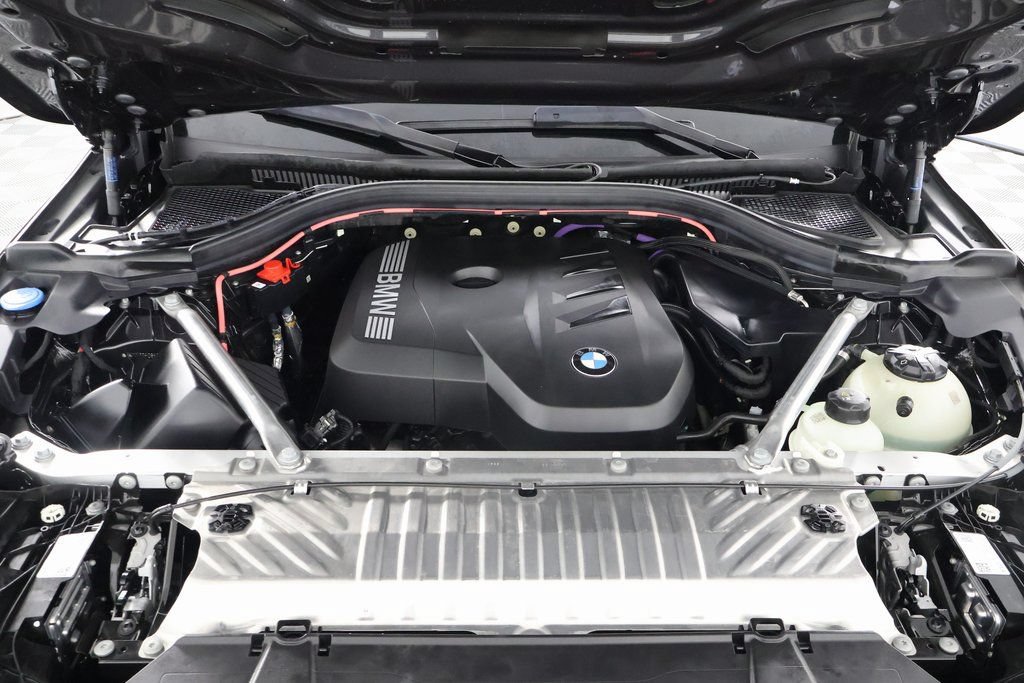 Used 2025 BMW X3 xDrive30i w/ Premium Package AWD/4WD image 12