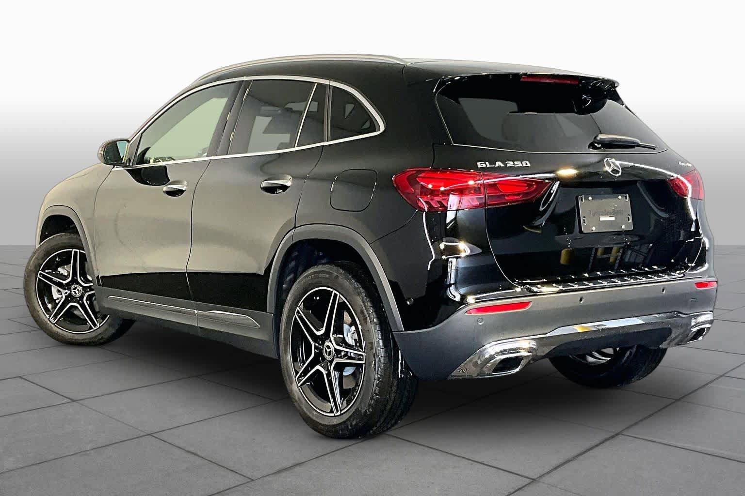 New 2026 Mercedes-Benz GLA 250 4MATIC image 3