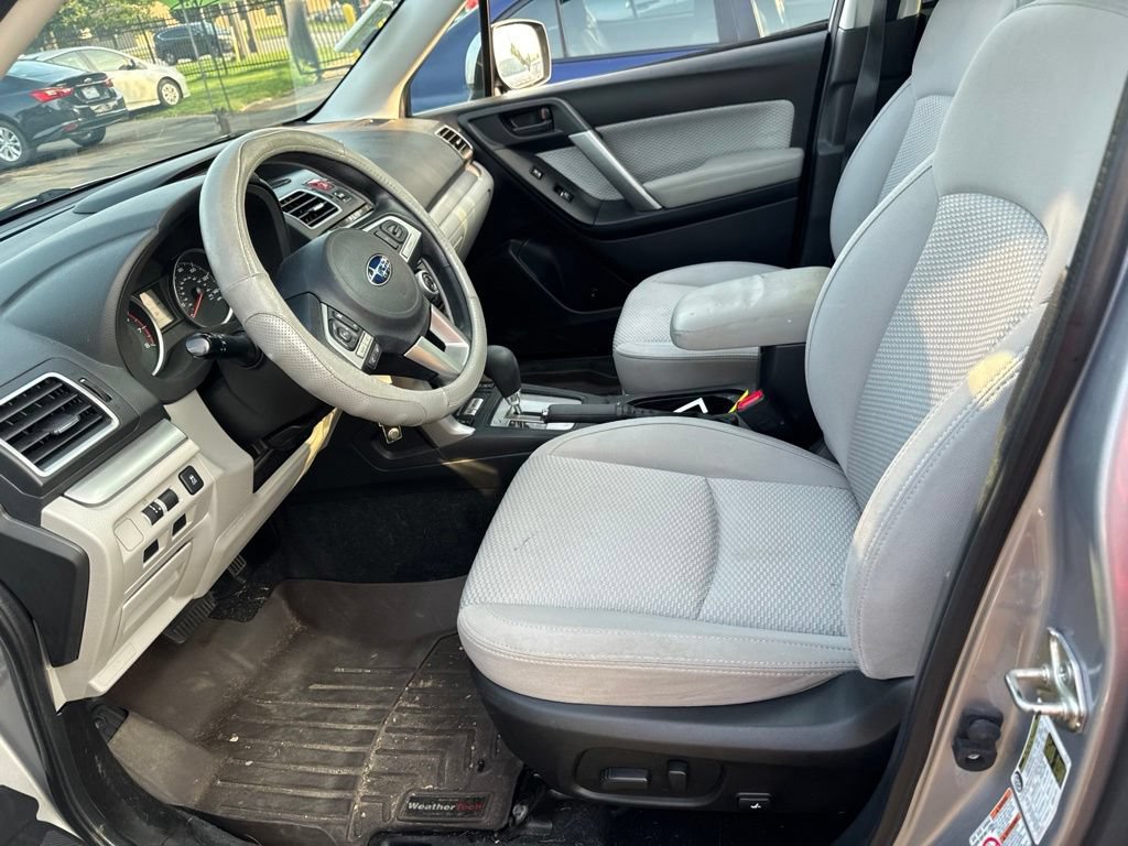 Used 2017 Subaru Forester 2.5i Premium w/ All-Weather Package AWD/4WD image 5