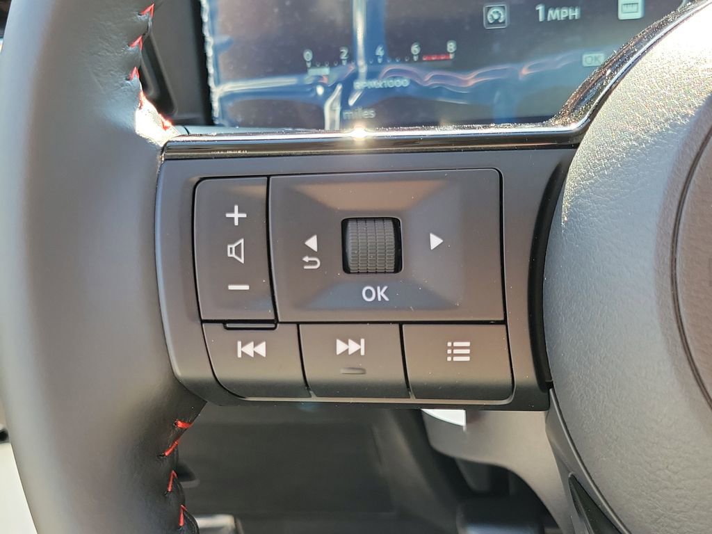 New 2026 Nissan Kicks SR image 27