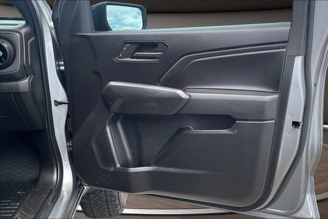 Used 2023 Chevrolet Colorado Trail Boss w/ Technology Package AWD/4WD image 23