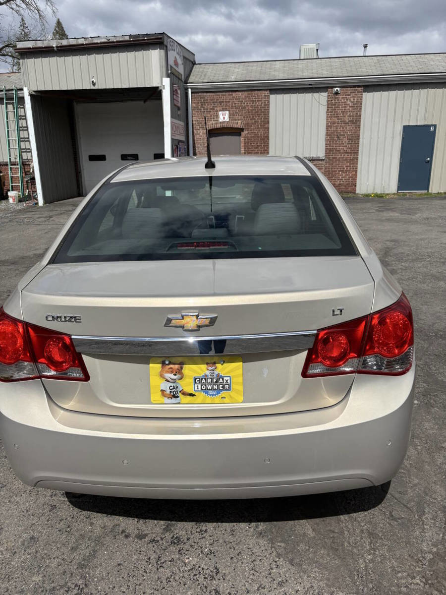 Used 2011 Chevrolet Cruze LT FWD image 5