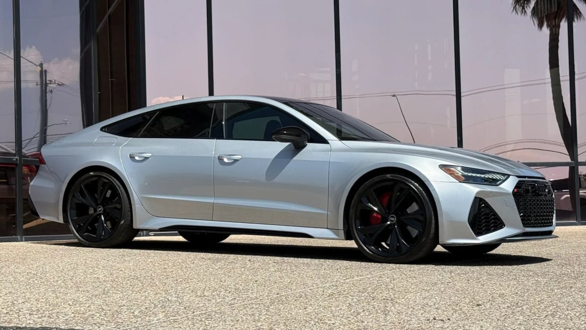 Used 2021 Audi RS 7 Sportback AWD/4WD image 16