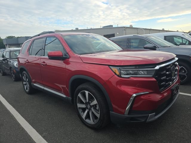 Used 2025 Honda Pilot Touring image 18