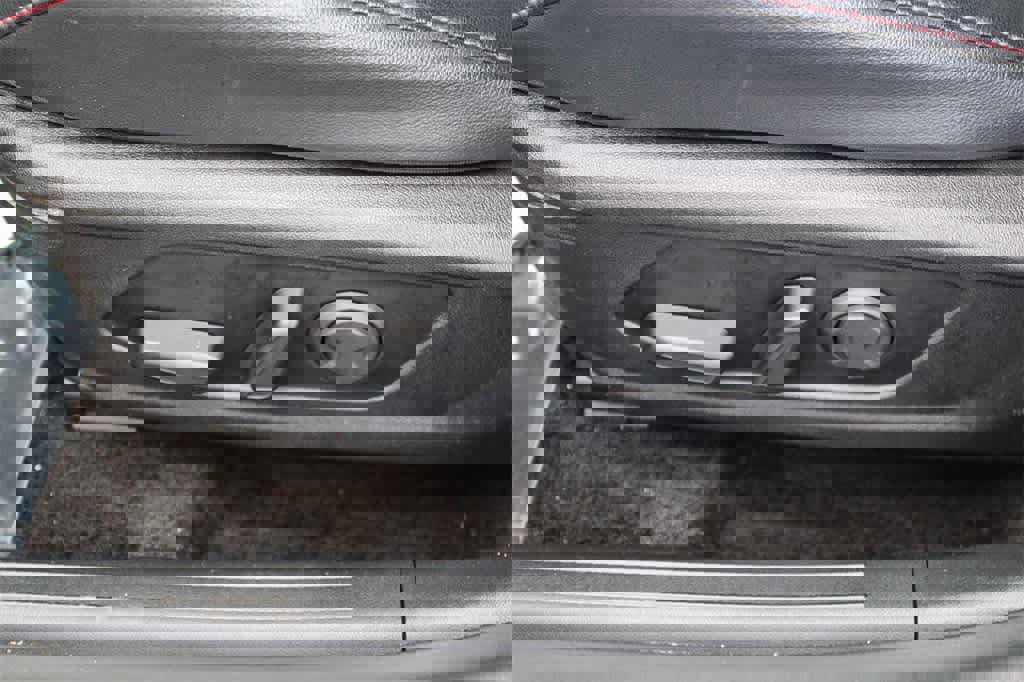 Used 2024 Hyundai Elantra N Line image 27