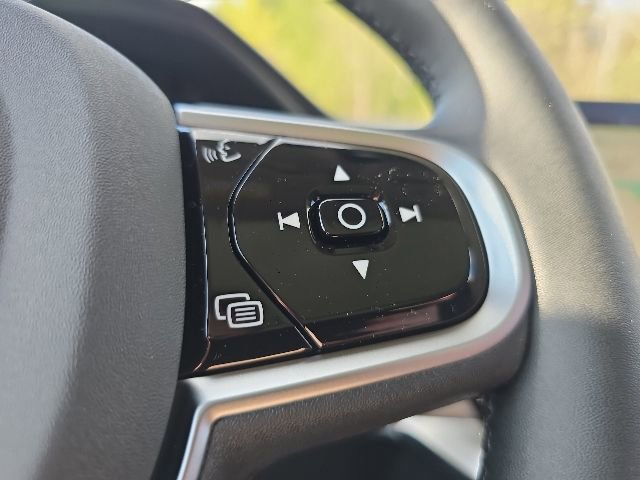 New 2026 Volvo XC90 B5 Core AWD/4WD image 30