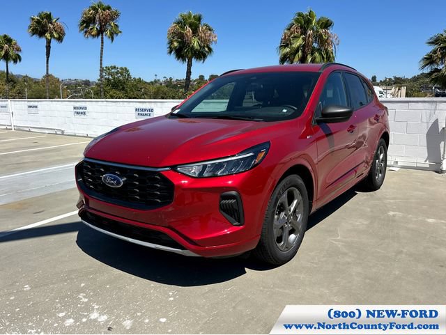 Used 2024 Ford Escape ST-Line w/ Tech Pack #1 FWD image 1