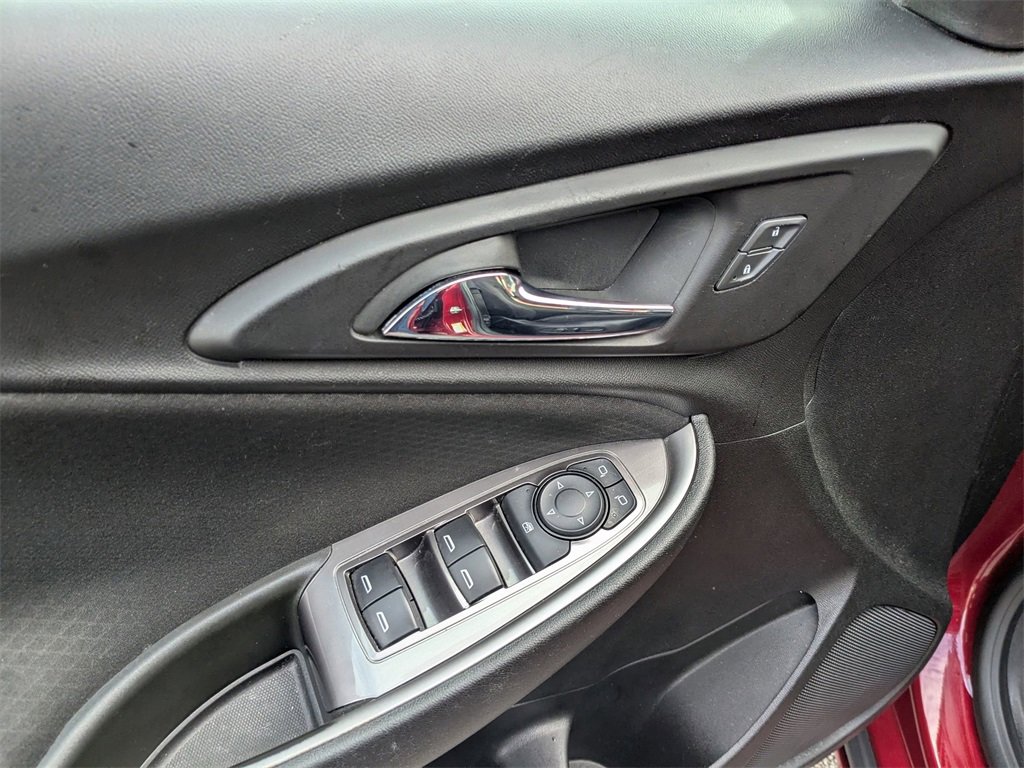 Used 2019 Chevrolet Malibu RS image 12