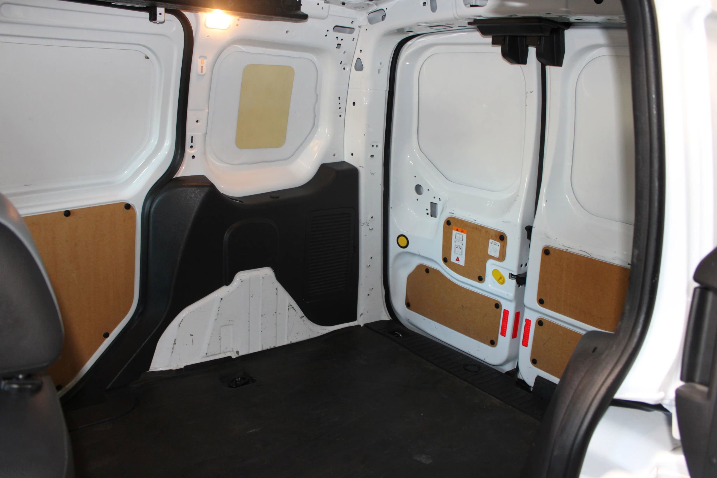 Used 2017 Ford Transit Connect XL image 23