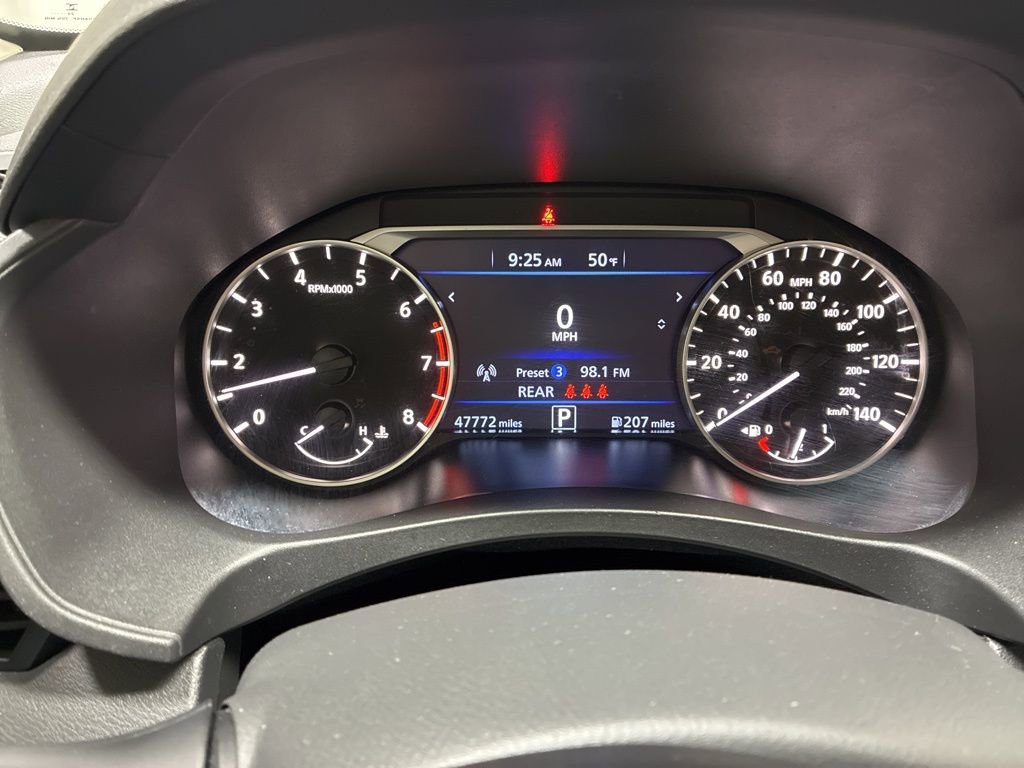 Used 2024 Nissan Altima 2.5 SV image 12