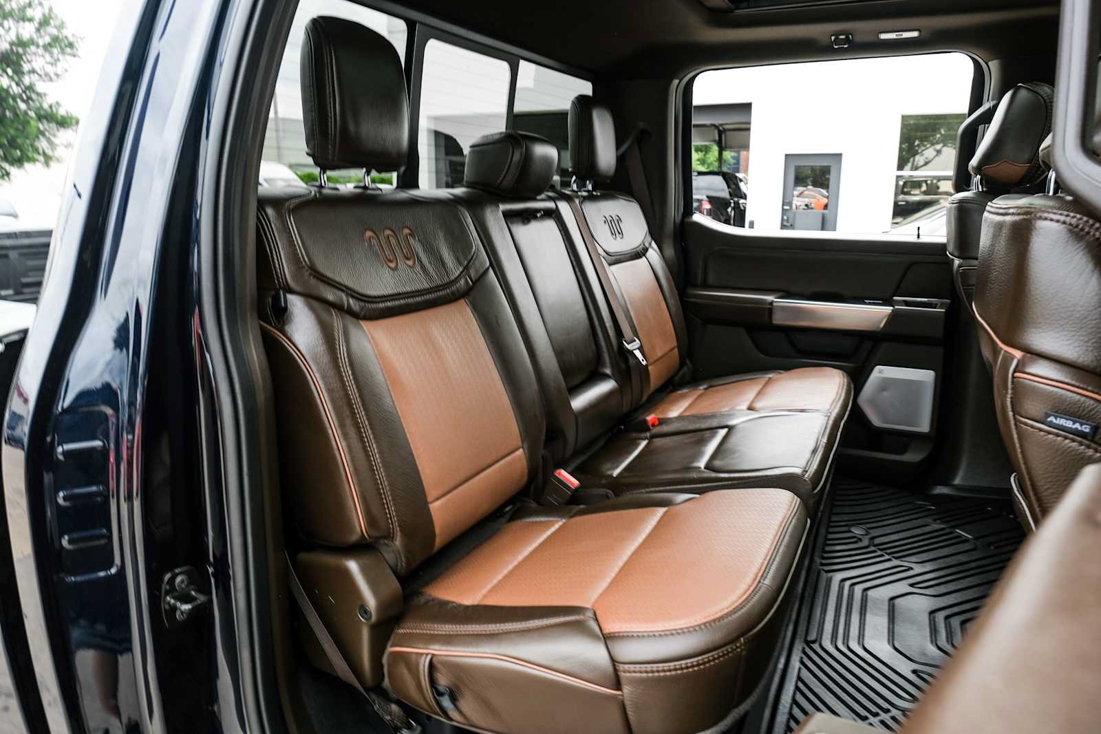 Used 2025 Ford F450 King Ranch w/ Chrome Package AWD/4WD image 27