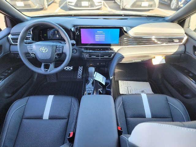 New 2026 Toyota Camry SE image 11