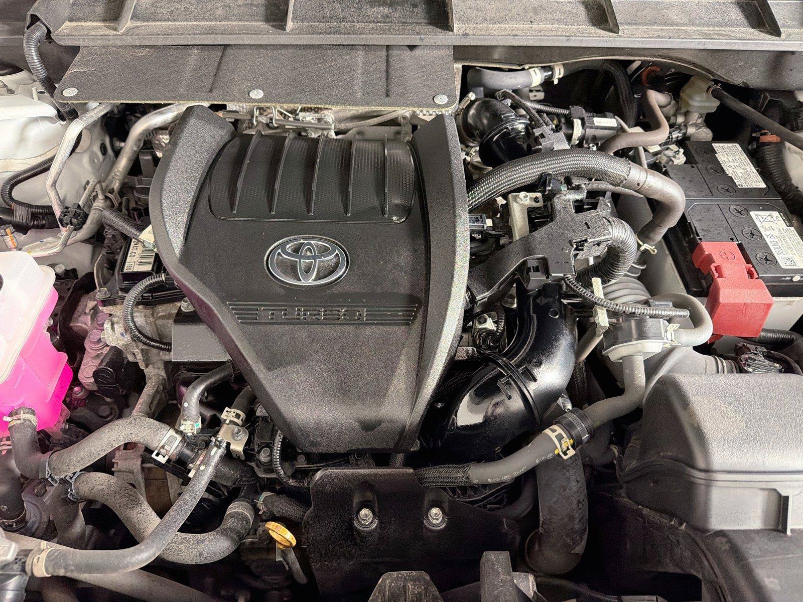 Used 2023 Toyota Highlander XSE AWD/4WD image 32