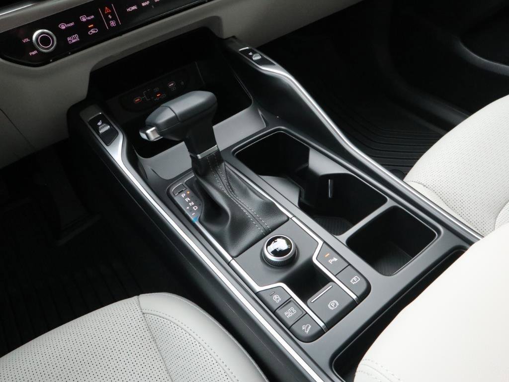 New 2025 Kia Sorento S w/ Panoramic Sunroof Package image 9