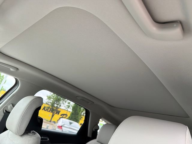 New 2026 Kia Sportage SX FWD image 16