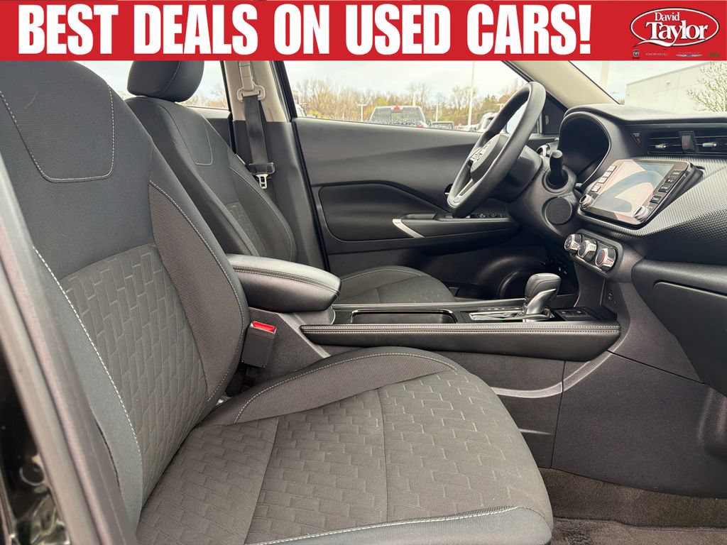 Used 2023 Nissan Kicks SV FWD image 28
