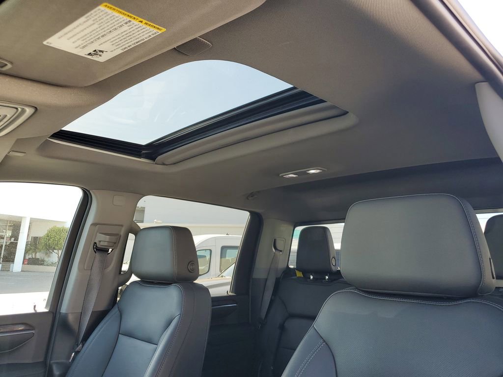 Used 2024 Chevrolet Silverado 2500 LTZ w/ LTZ Premium Package image 34