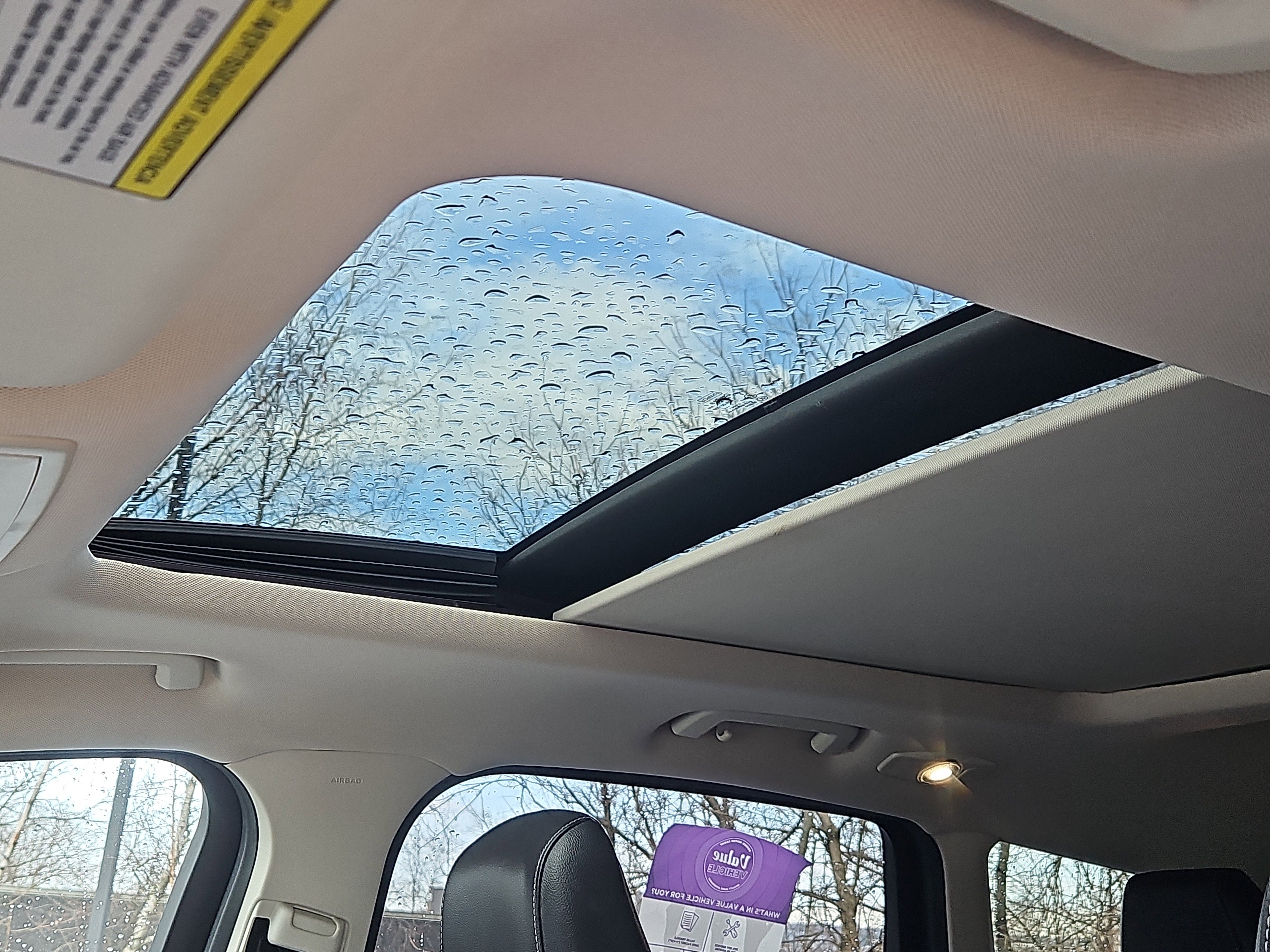 Used 2018 Ford Escape SE w/ SE Sport Appearance Package image 8