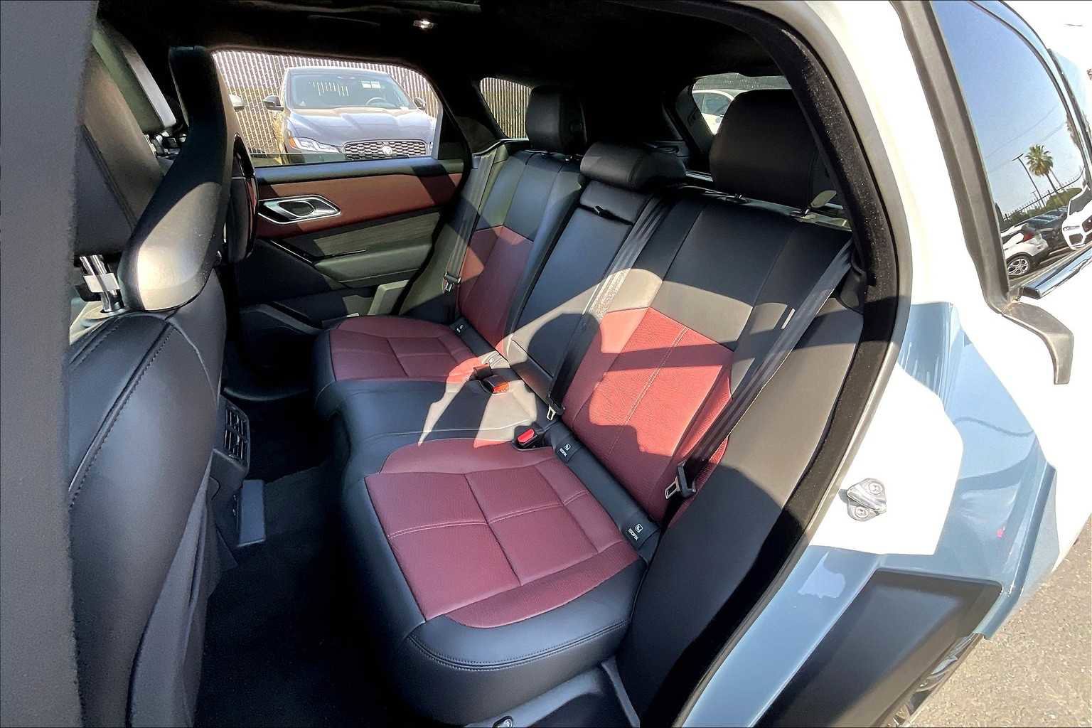 New 2026 Land Rover Range Rover Velar Autobiography image 12