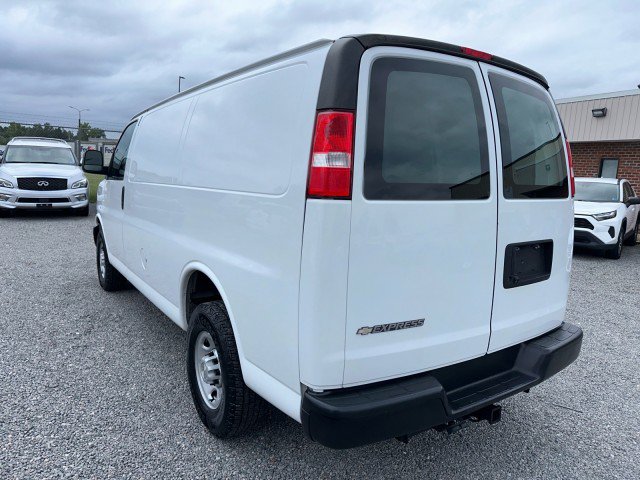 Used 2020 Chevrolet Express 2500 w/ Driver Convenience Package RWD image 10