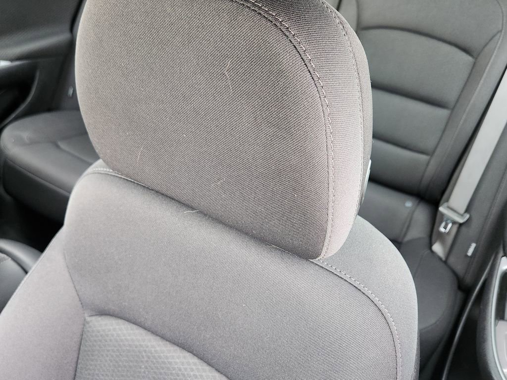 Used 2024 Chevrolet Malibu LT image 5